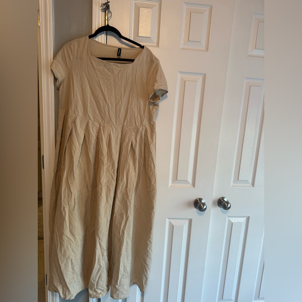 Elegant Beige Women's Dress